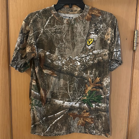 Realtree Edge Shield Series Kids Camo Branch Short Sleeve Tee T-Shirt Size XL - Picture 1 of 8